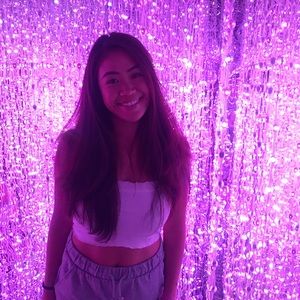 Meet your Posher, Casey